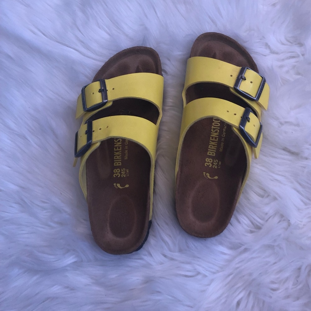 YELLOW BIRKENSTOCK SANDALS SIZE 7.5 / 8